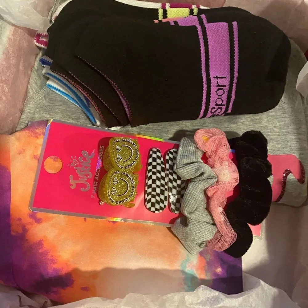 Girl’s Justice Legging outfit ,Pk socks & hair accessories Sz XL NWT